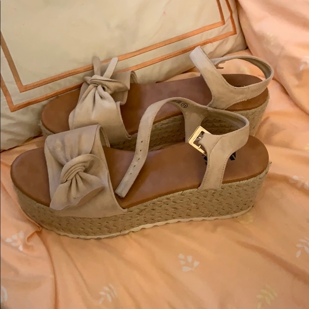 AMS platform sandals size 11
